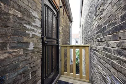 1949 N Dr Martin Luther King Jr Dr, Milwaukee, WI 53212 - Photo 4