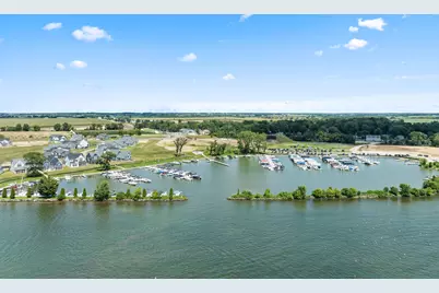 2809  Launch Dr, Delavan, WI 53115 - Photo 16