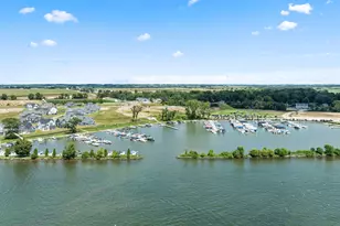 2809 Launch Dr, Delavan, WI 53115 - Photo 16