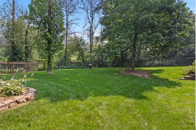 261  Riverwood Dr, Mishicot, WI 54228 - Photo 10