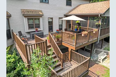 261  Riverwood Dr, Mishicot, WI 54228 - Photo 6