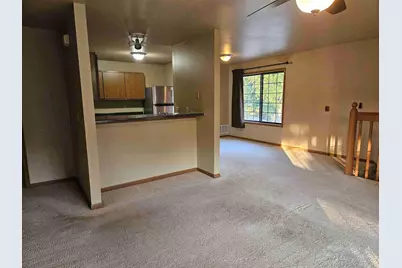 N80W12960  Fond Du Lac Ave, Menomonee Falls, WI 53051 - Photo 4