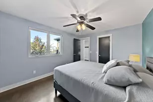 2533 Lakeshore Dr, Sheboygan, WI 53081 - Photo 16