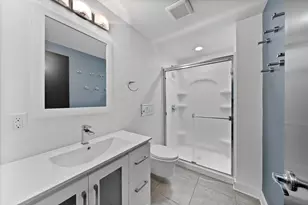 2533 Lakeshore Dr, Sheboygan, WI 53081 - Photo 28