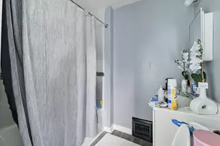 4643 N 31st St, Milwaukee, WI 53209 - Photo 10