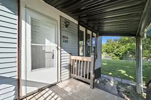 2208 W Brown St, Milwaukee, WI 53205 - Photo 2