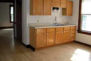 3711 N 1st St, Milwaukee, WI 53212 - Photo 14