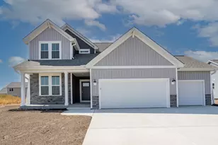 1690 Whalen Dr, Oconomowoc, WI 53066 - Photo 2