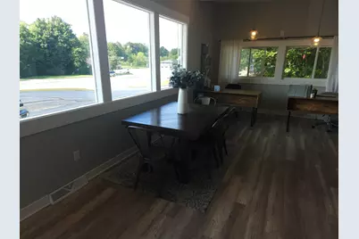 102 E Commerce Blvd, Slinger, WI 53086 - Photo 12