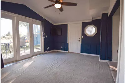 1027 W Walworth Ave, Whitewater, WI 53190 - Photo 14