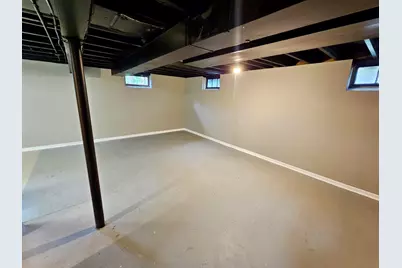 5951 N 73rd St, Milwaukee, WI 53218 - Photo 16