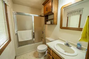 1236 Meadowview Dr, Menasha, WI 54952 - Photo 24