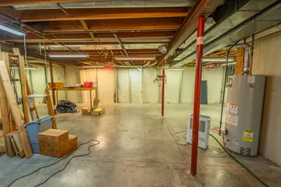 1236  Meadowview Dr, Menasha, WI 54952 - Photo 28