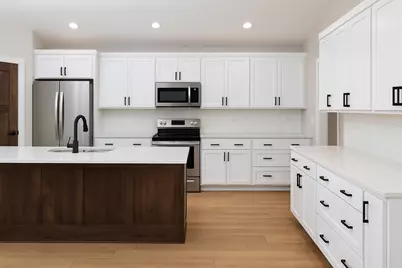 1769  Arches Dr, Holmen, WI 54636 - Photo 4