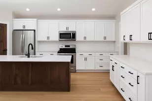 1769 Arches Dr, Holmen, WI 54636 - Photo 4