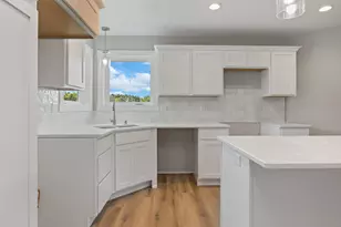 1200 Sween Dr, Holmen, WI 54636 - Photo 8