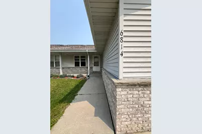 6814  Diane Dr, Newburg, WI 53090 - Photo 2