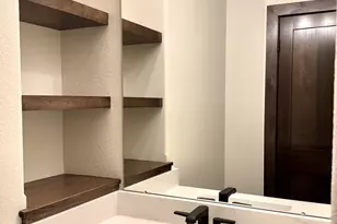 S54W25403 Pebble Brook Ct, Waukesha, WI 53189 - Photo 34