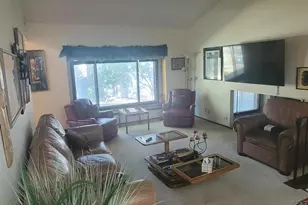 7815 W Heather Ave, Milwaukee, WI 53223 - Photo 8