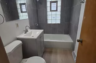 4906 N 24th Pl, Milwaukee, WI 53209 - Photo 14