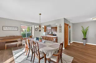 3925 W College Ave, Franklin, WI 53221 - Photo 8