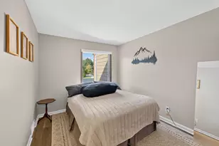 3925 W College Ave, Franklin, WI 53221 - Photo 18