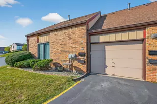 3925 W College Ave, Franklin, WI 53221 - Photo 4
