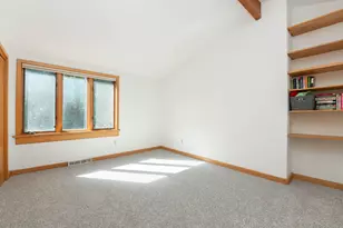 W318N1045 Huckleberry Way, Delafield, WI 53018 - Photo 16