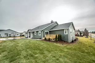 W206N16178 Stonebrook Dr, Jackson, WI 53037 - Photo 20