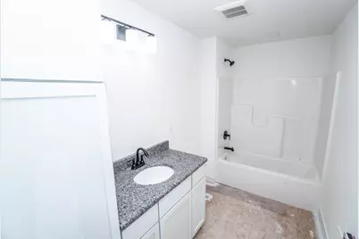 W206N16182  Stonebrook Dr, Jackson, WI 53037 - Photo 14