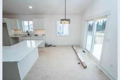 W206N16182  Stonebrook Dr, Jackson, WI 53037 - Photo 6