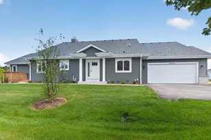 W206N16182 Stonebrook Dr, Jackson, WI 53037 - Photo 1