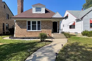 4249 N 18th St, Milwaukee, WI 53209 - Photo 2