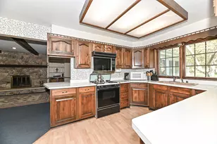 8866 Greenmeadow Ln, Greendale, WI 53129 - Photo 12