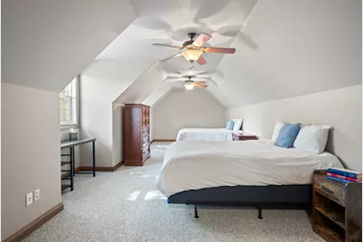 6507  Willow Ct, Racine, WI 53185 - Photo 32