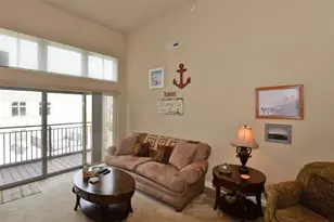 141 Main St, Racine, WI 53403 - Photo 10