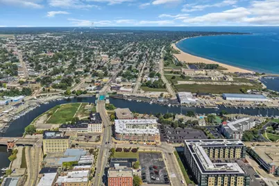 141  Main St #429, Racine, WI 53403 - Photo 4