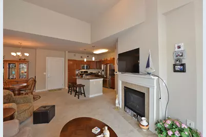 141  Main St #429, Racine, WI 53403 - Photo 12