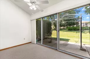 217 Hartford Square, Hartford, WI 53027 - Photo 10