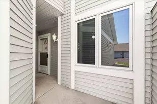 217 Hartford Square, Hartford, WI 53027 - Photo 24