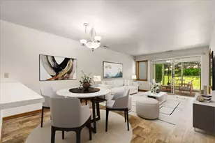 217 Hartford Square, Hartford, WI 53027 - Photo 2