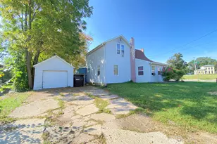 503 S Putnam St, Whitewater, WI 53190 - Photo 2