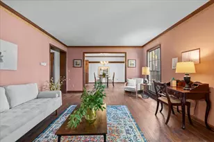 1012 W Cedar Ridge Ct, Mequon, WI 53092 - Photo 6