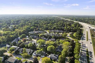 1012 W Cedar Ridge Ct, Mequon, WI 53092 - Photo 30