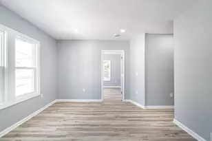 2054 S 77th St, West Allis, WI 53219 - Photo 14