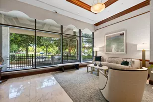 929 N Astor St, Milwaukee, WI 53202 - Photo 20