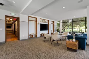 929 N Astor St, Milwaukee, WI 53202 - Photo 16