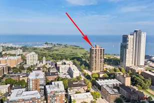 929 N Astor St, Milwaukee, WI 53202 - Photo 30