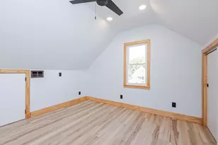3457 S 10th St, Milwaukee, WI 53215 - Photo 14
