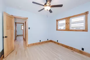 3457 S 10th St, Milwaukee, WI 53215 - Photo 12